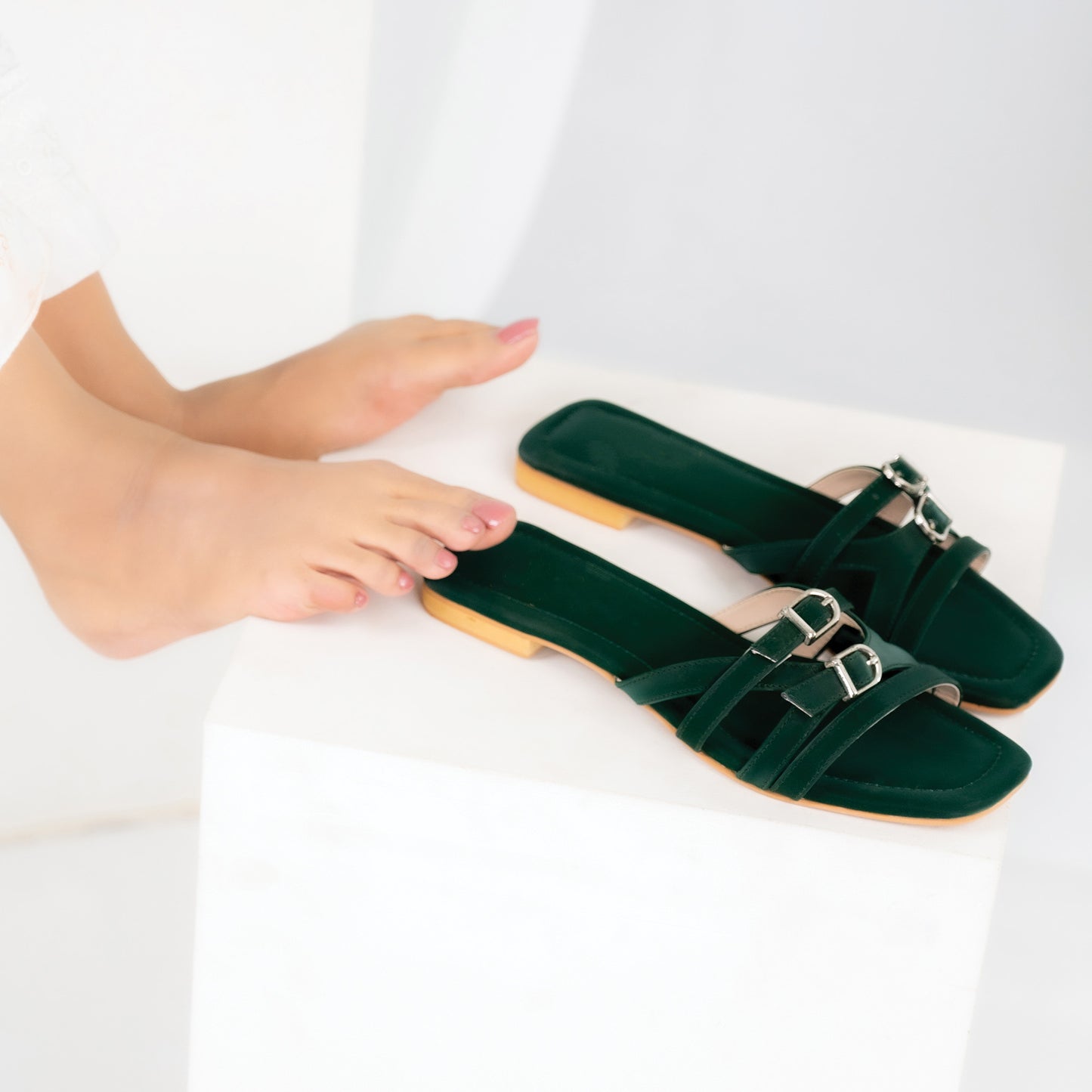 nisa teal green