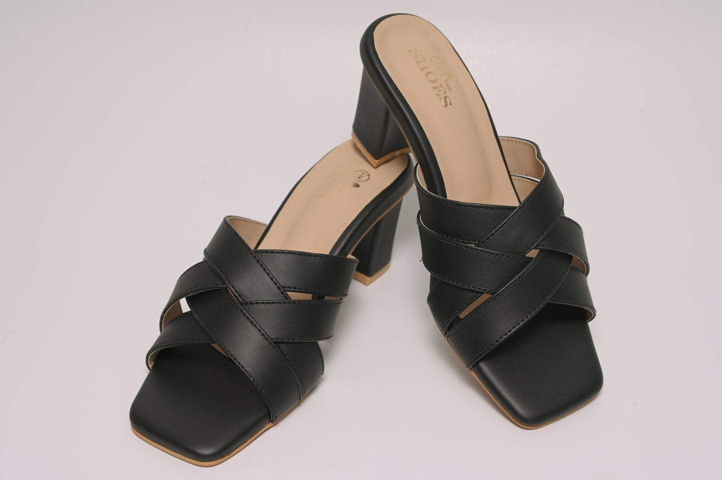 casual cross-strap