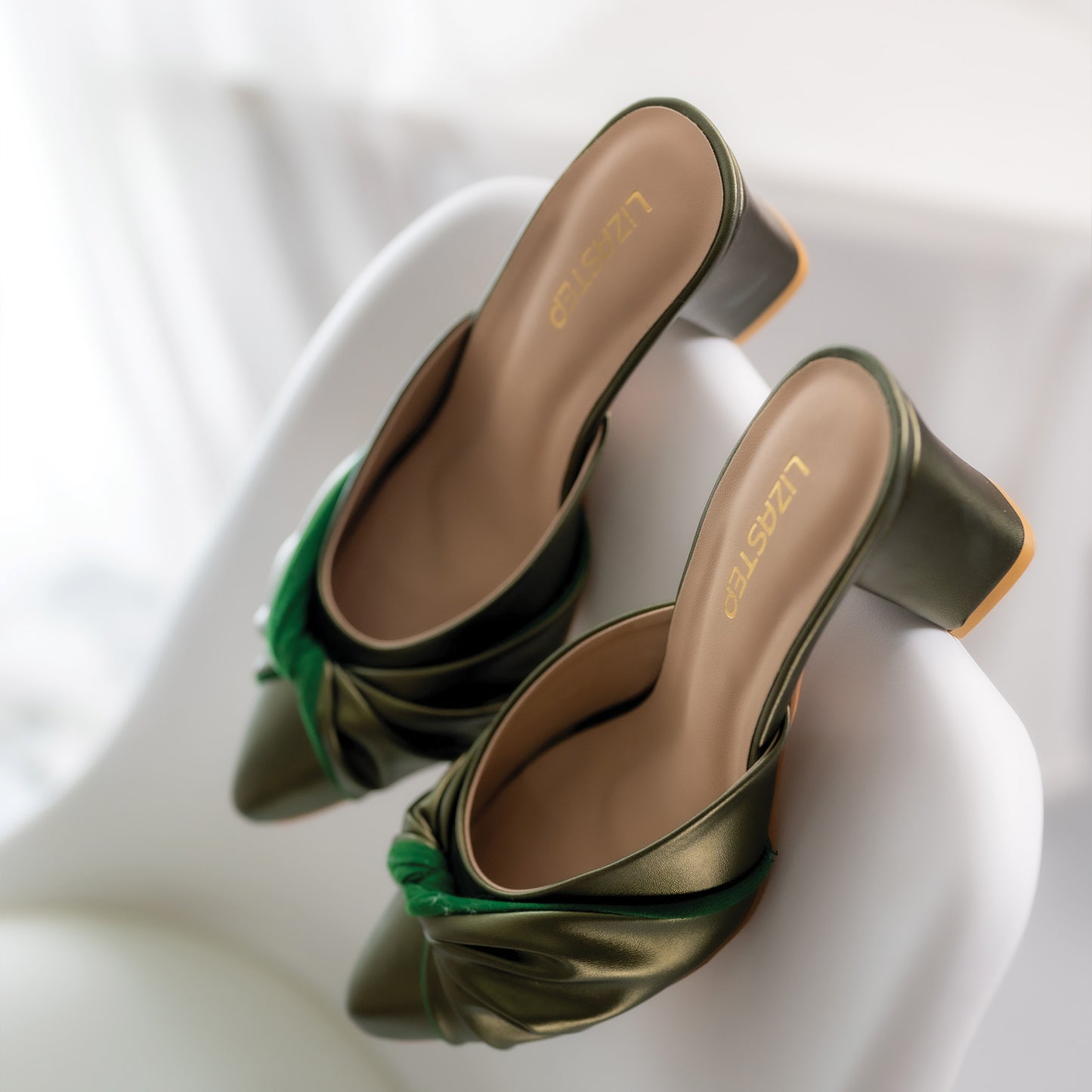 Classic Knot green