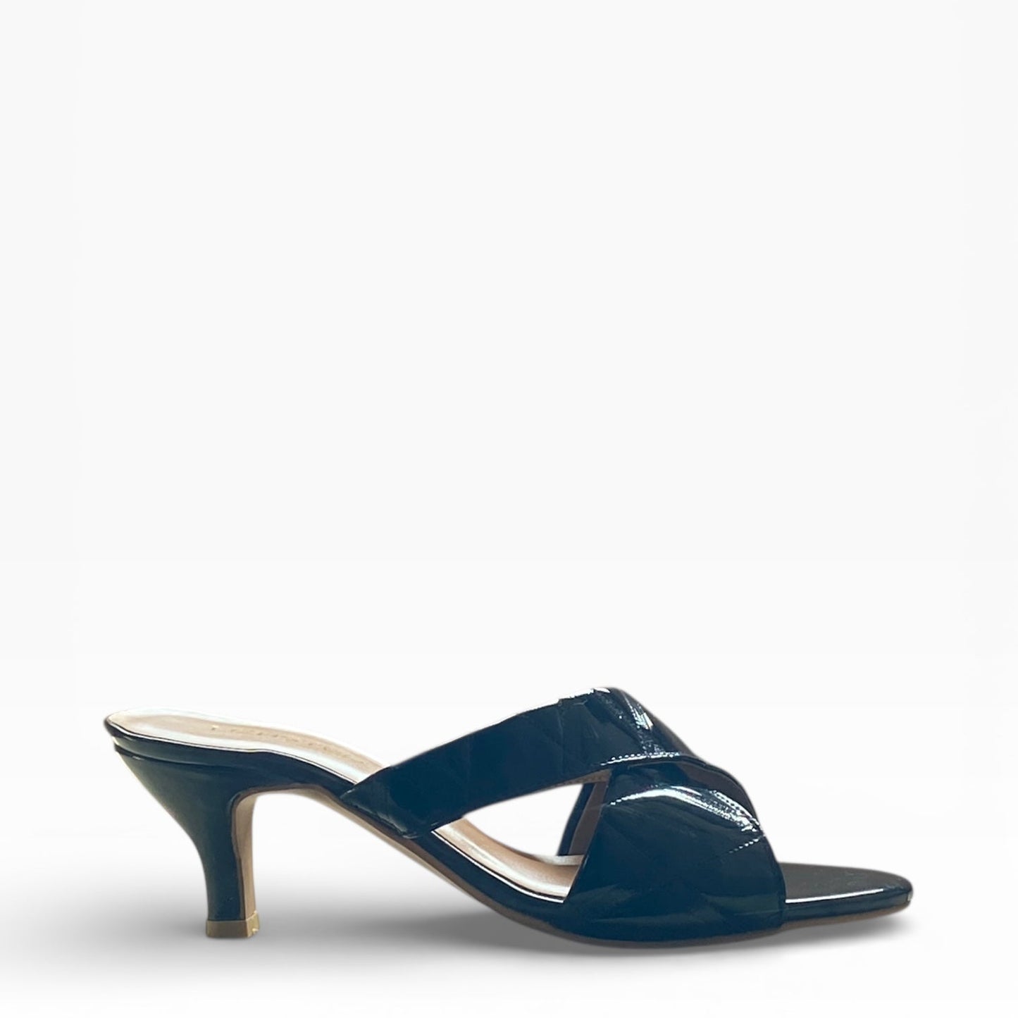 stching cross strap heel - black